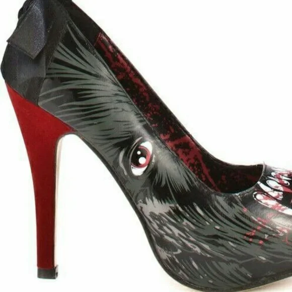 Heels - Picture 2 of 6